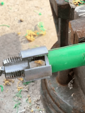 Alat za Unutrašnje i Spoljašnje Navoje Cijevi (Set od 2 Komada)